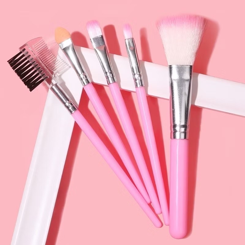 ซื้อ 1 แถม 1 แปรงแต่งหน้า 5 ชิ้น ขนาดพกพา สีพาสเทล ( 1 เซ็ต มีของแถม 1 ชิ้น )