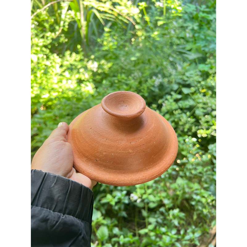 ฝาดินเผา มีขนาดกว้าง 6นิ้ว 7นิ้ว 8.5นิ้ว ฝาดินเผาฝาปิดหม้อต่างๆได้คะ ❤️ส่งปกติทุกวันให้ตามคิว❤️