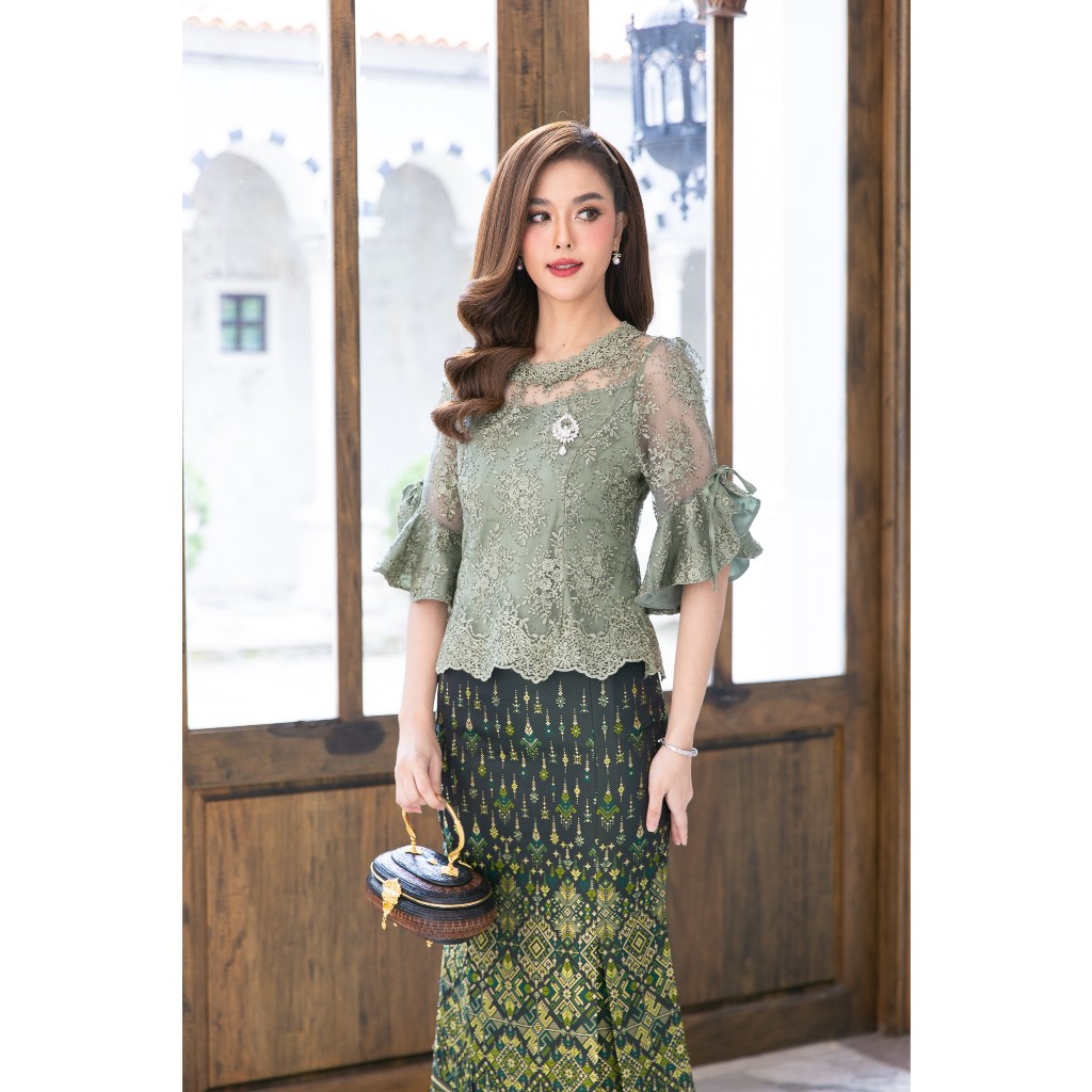 CHANIDA เสื้อลูกไม้พรีเมียมคอกลม แขนระบายโบว์ดีไซน์หรู ทรงสวยสุภาพ (รหัส 1068) ได้เฉพาะเสื้อ
