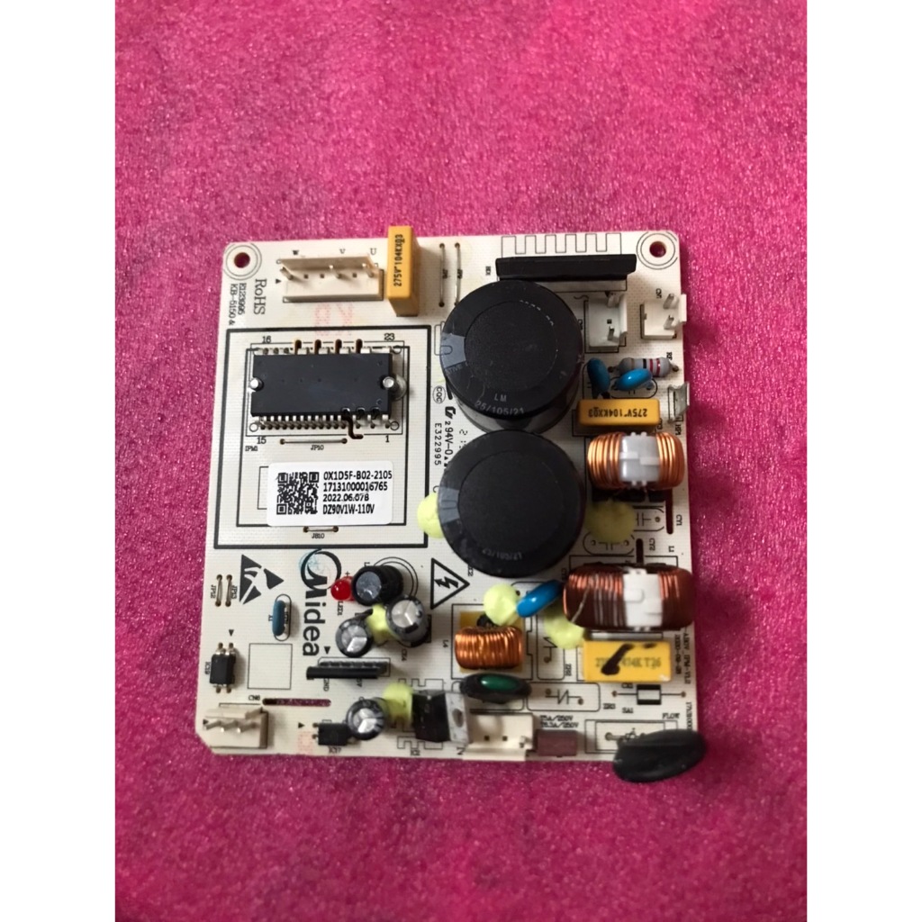 บอร์ดตู้เย็น โตชิบ้า midea พาร์ท 17131000016765 0X1D5F-B02105 DZ90V1W-110V