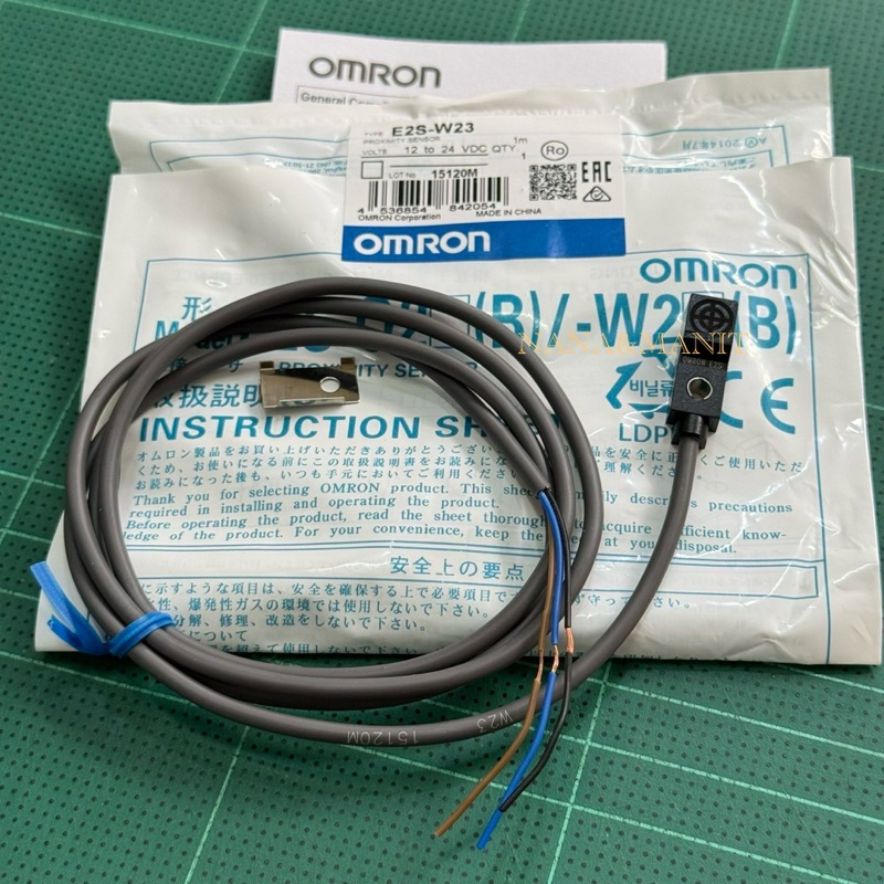 E2S-W23 Proximity Sensor ตัวสี่เหลี่ยม จับด้านบน ระยะจับ 2.5MM ชนิด NPN NO พร้อมส่ง🇹🇭