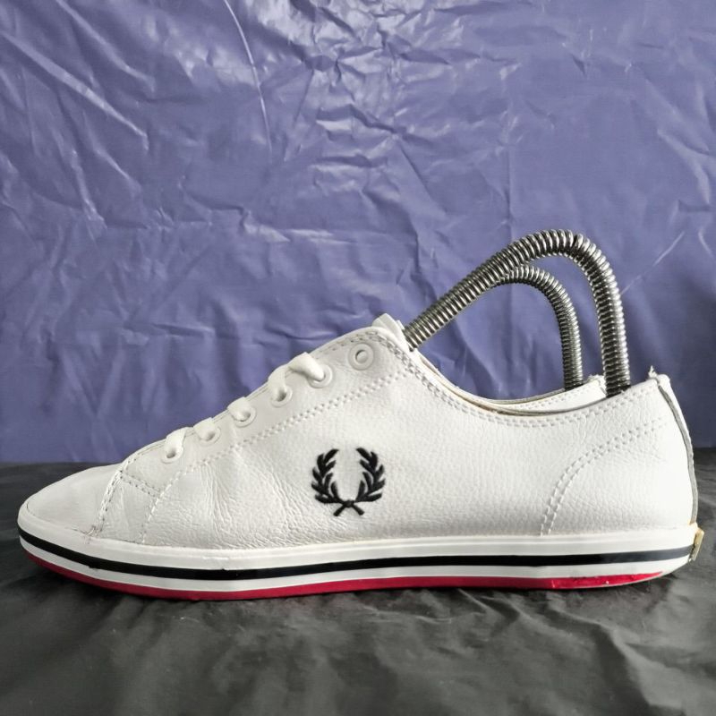 รองเท้า Fred Perry มือสองของแท้ Size 38/24 cm.