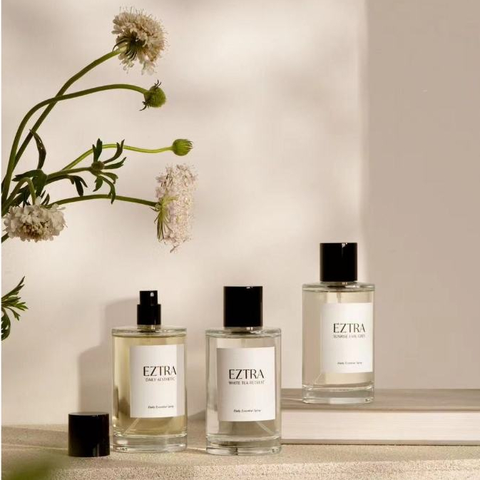EZTRA DAILY ESSENTIAL SPRAY - 100 ml ความหอมเพื่อการผ่อนคลายจากโลกที่วุ่นวาย