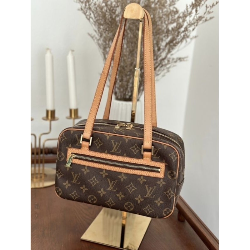 กระเป๋า Louis Vuitton lv cite mm ปี 03 กระเป๋ามือสอง แท้กระเป๋าหลุยส์ วิตตอง ไม่ใช่งานตู้✨️Used like