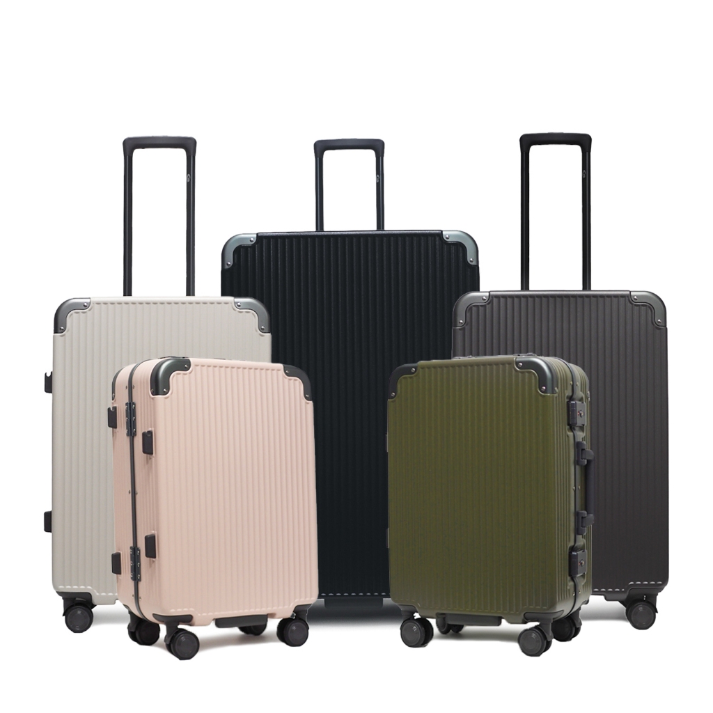 HQ LUGGAGE กระเป๋าเดินทาง PC 4 ล้อคู่ โครงอลูมิเนียม ระบบล็อคมาตรฐาน TSA รุ่น 6606