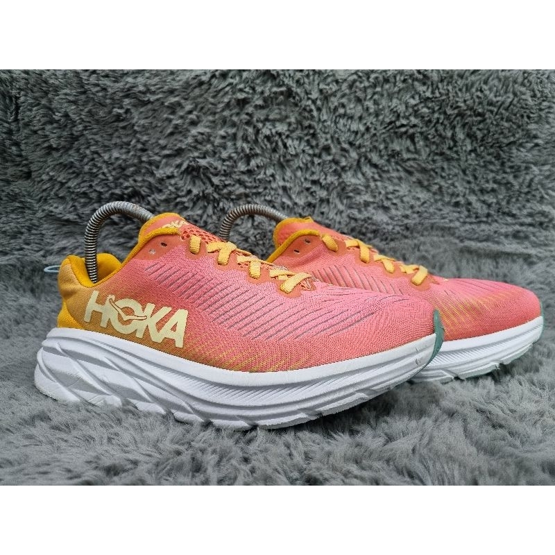 Hoka size 40 ยาว 25 cm (รองเท้ามือสอง)