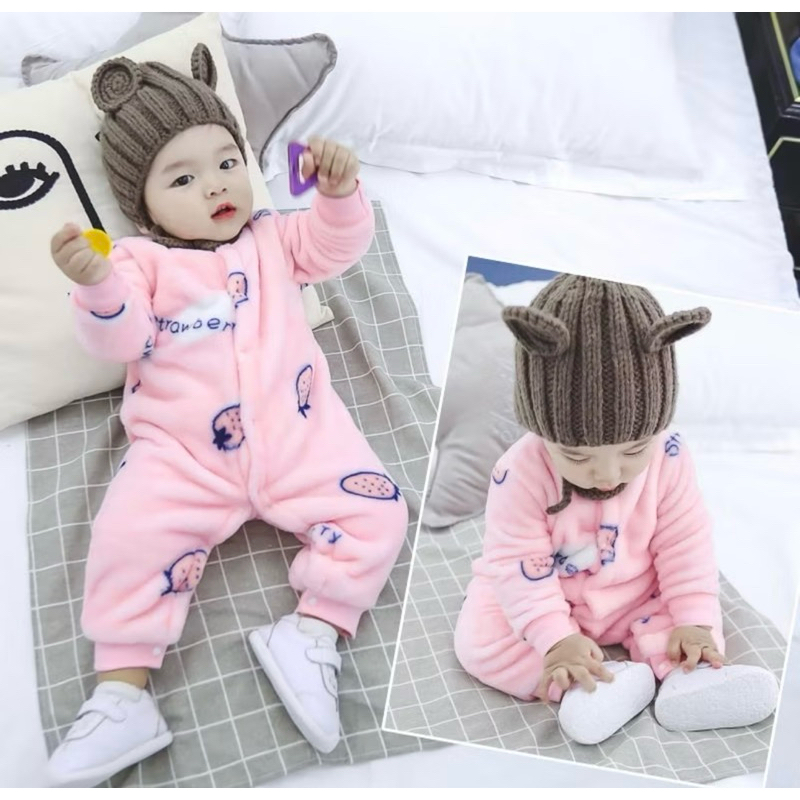 ชุดจั๊มสูทสำหรับเด็ก ไซส์ 66 ใส่ครั้งเดียว ขาย 80  บาท