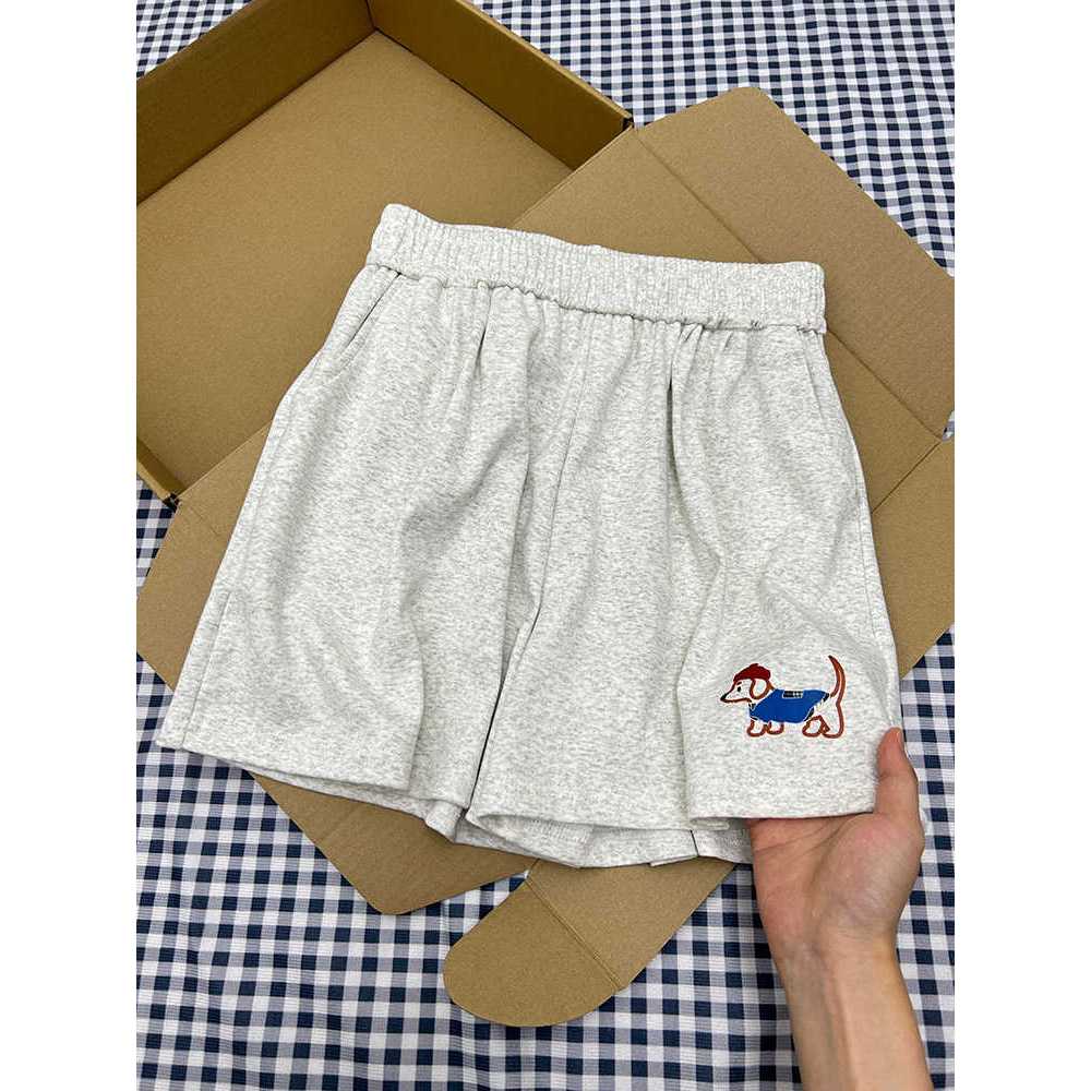 ผู้หญิงฤดูร้อนใหม่กางเกงขาสั้นสีเทากางเกงขาสั้นกีฬาลำลอง