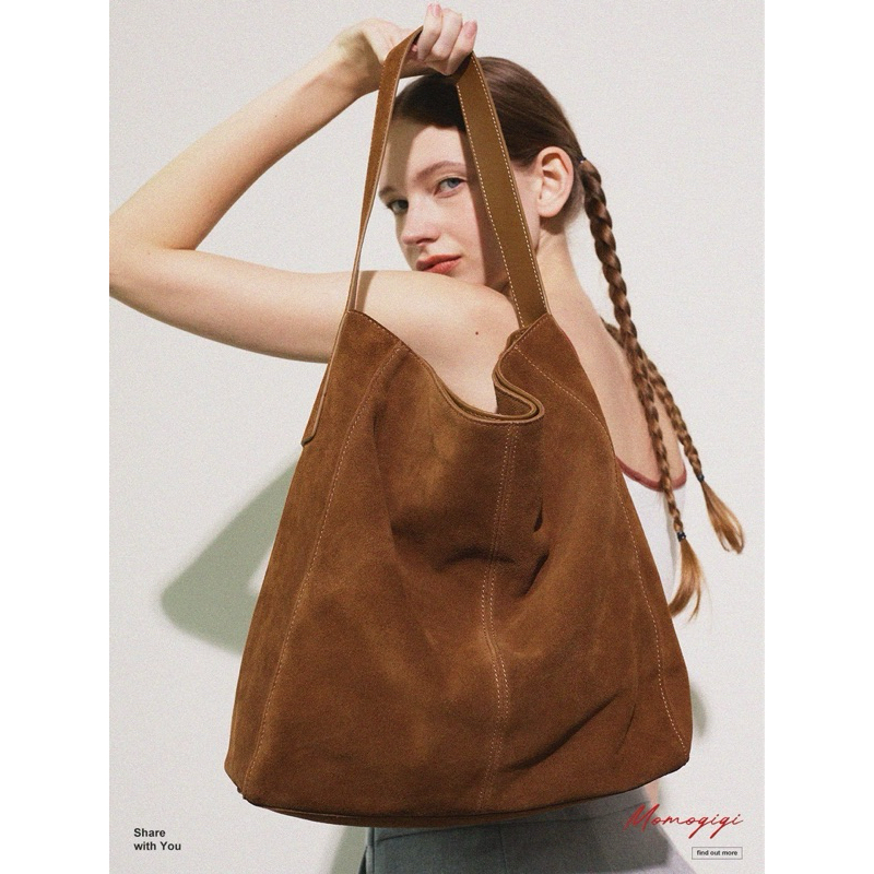 Momogigi (โค้ดลด 30%)free-flowing retro lazy commuter suede tote bag preorder 7-14 วัน แท้100% จากชอป