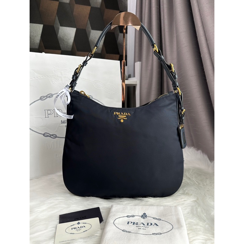 Prada tessuto saffiano hobo navy (shoulder) Size 11”