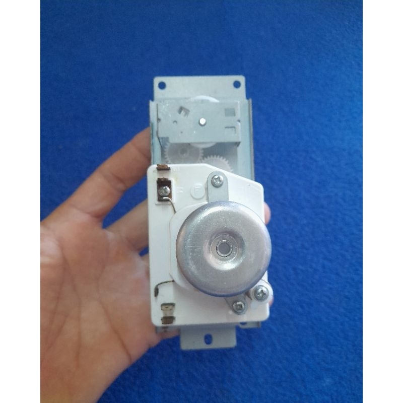 ทามเมอร์ไมโครเวฟ Sharp รุ่น R-2100G-S มือสองของแท้ 100%