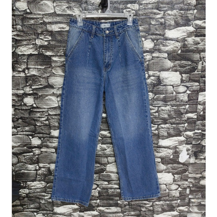 ส่งต่อยีนส์ขากระบอก แบรนด์ Saran Size L (เทียบมือ1 ไม่ผ่านการใช้งาน)