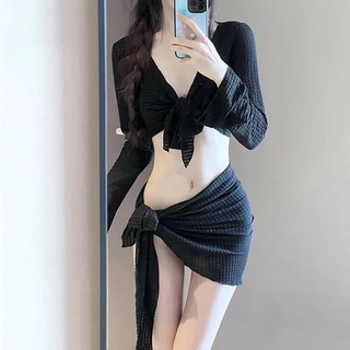 ชุดว่ายน้ำ3ชิ้น ชุดว่ายน้ำบิกินี่ bikini set black แขนยาวกลับด้านได้ มีฟองน้ำ ลดราคา50%