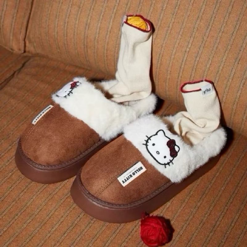 ☑️ พร้อมส่ง 👞🐱 Gukoo x Hello Kitty slippers รองเท้าลายคิตตี้ สินค้าจากช็อปแท้💯