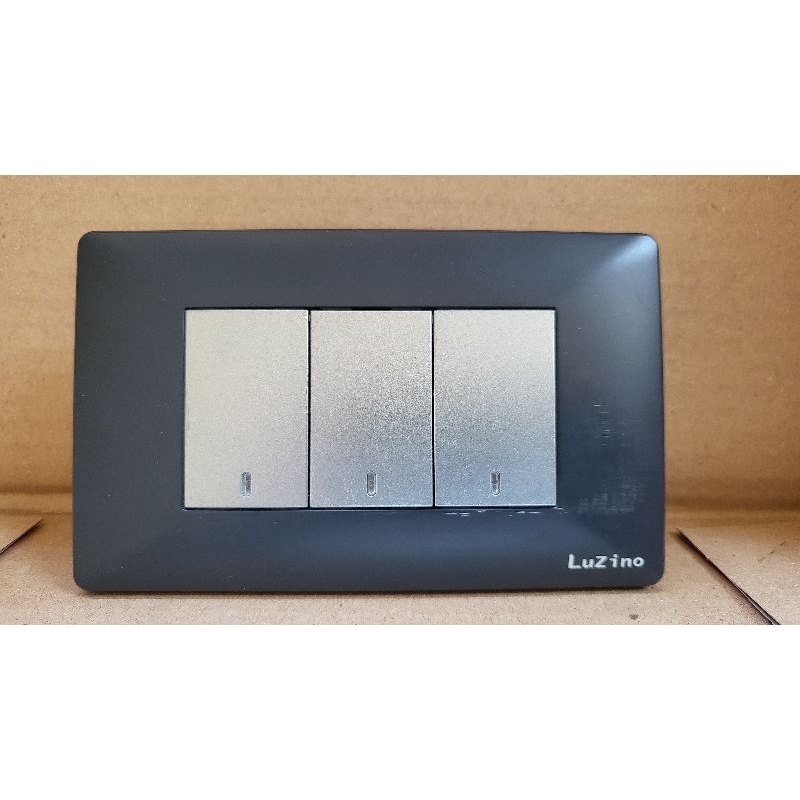 Luzino/Luzina Switch 3-gang - NO - black-silver - (USED!)