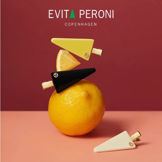 [BEST-SELLING] EVITA PERONI | Helen Triangle Hair Clip | กิ๊บติดผมสามเหลี่ยมเฮเลน