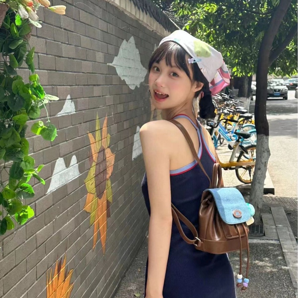 shiny girl:กระเป๋าเป้มีนี้น่ารักมาก มี 4 สีให้เลือก หนัง pu ไม่มีพวงกุญแจแถมให้ค่ะ H5730