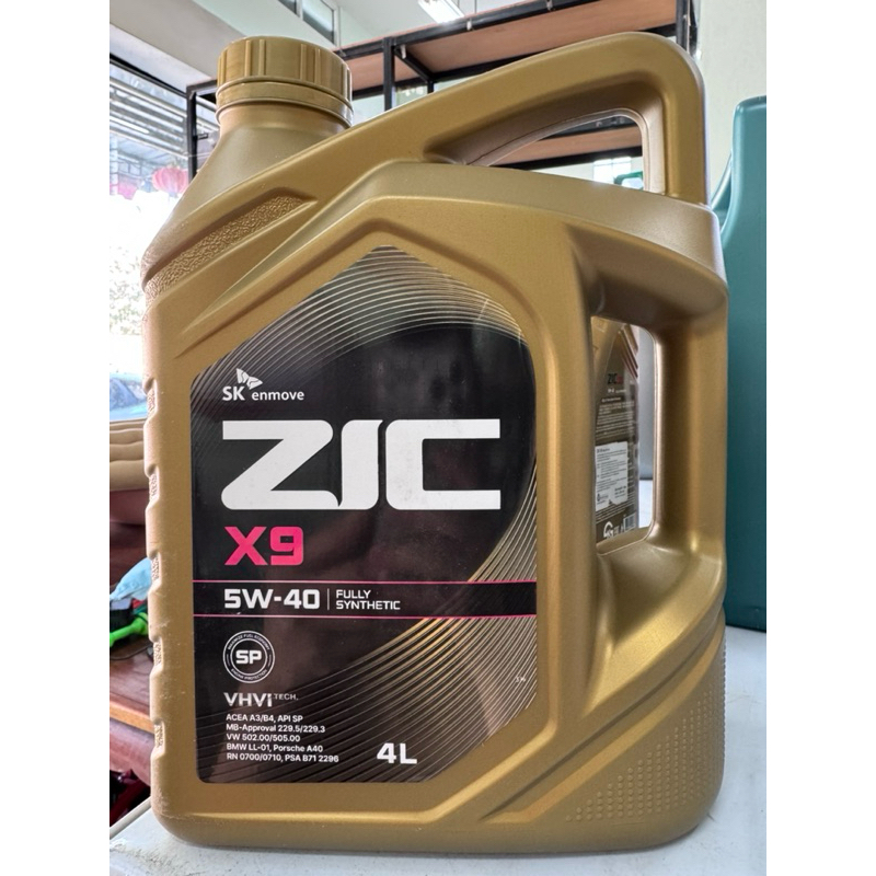 ปีผลิต2024 น้ำมันเครื่อง ZIC X9 5W-40 4+1ลิตร (เบนซินและดีเซล) สังเคราะห์100%
