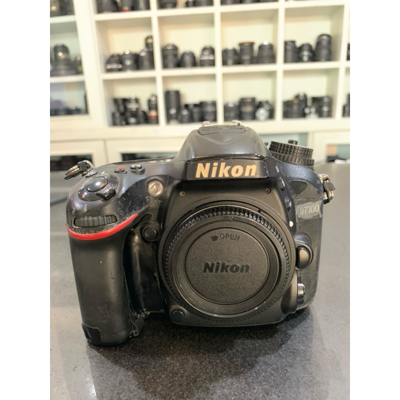 Nikon D7100 อุปกรณ์ แบต แท่นชาร์จ สายคล้อง