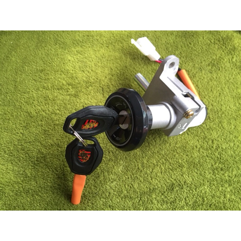 ชุดกุญแจ Lion Q1 ,Aj c like (หด28mm. ยืด38mm.) เบ้ากุญแจ มอเตอร์ไซค์ไฟฟ้า รถไฟฟ้า