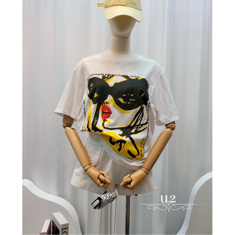 เสื้อยืด ทรง Oversize U2