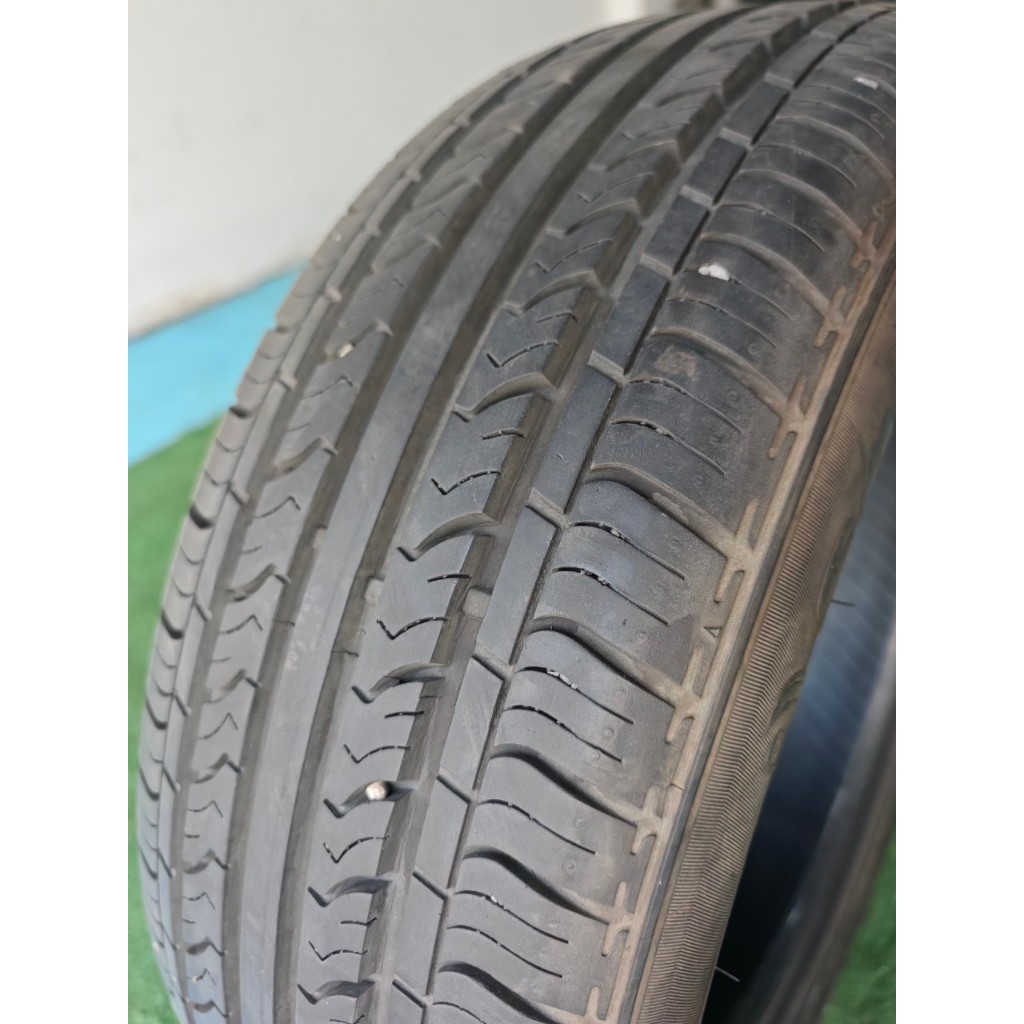 ยางเปอร์เซ็นต์ SLขนาด 185 55 R16 ปี22 มี 1เส้น ราคาเส้น 300 บาท