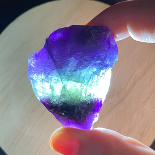 **สุ่มสี** Fluorite ฟลูออไรต์ดิบหลายสี สวยน่ารักมาก ช่วยส่งเสริมความถนัดความฉลาดสติปัญญาความคิดสร้างสรรค์ ช่วยพัฒนาจิตใจ