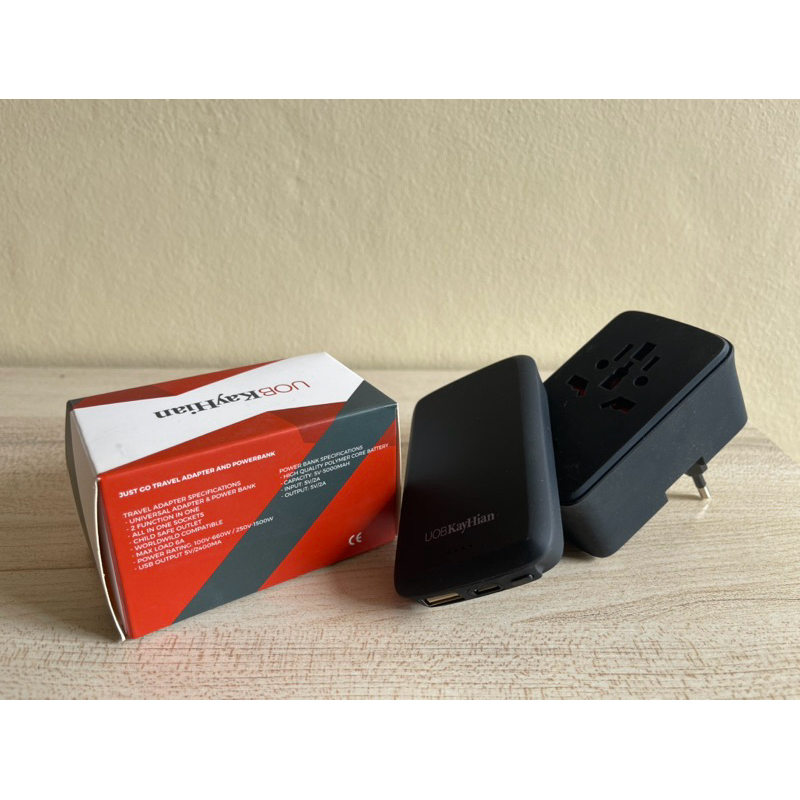 Universal travel adapter (UOB) สามารถเสียบกับทุกปลั๊กได้ครับ