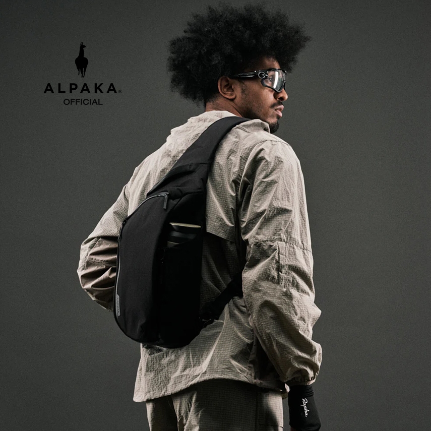 กระเป๋า Alpaka - Metro Crossbody Left / Right Shoulder Axoflux