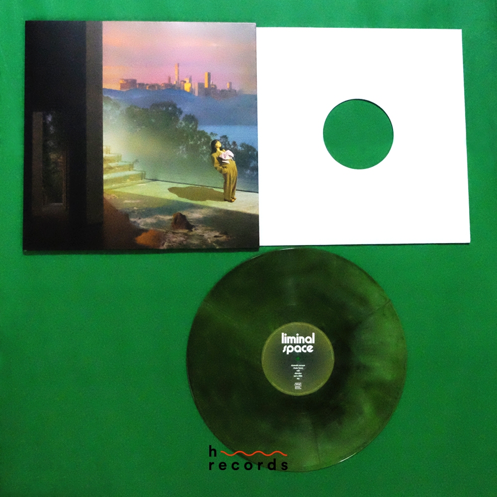 (ส่งฟรี) แผ่นเสียง mxmtoon - liminal space (Galaxy Marble Green Vinyl)