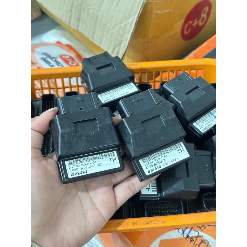 กล่องไฟ ECM ECU s4 มือสอง
