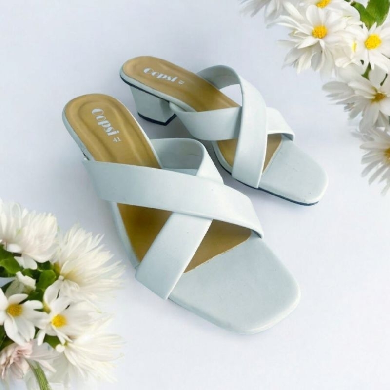 รองเท้าแฟชั่น ไซส์ 36 - 45 BIGSIZE แบบสวม มีส้น 2 นิ้ว มีไซด์เล็ก ไซด์ใหญ่ สำหรับสาวเท้าอวบอ้วน ใส่สวย เก๋ มั่นใจคะ