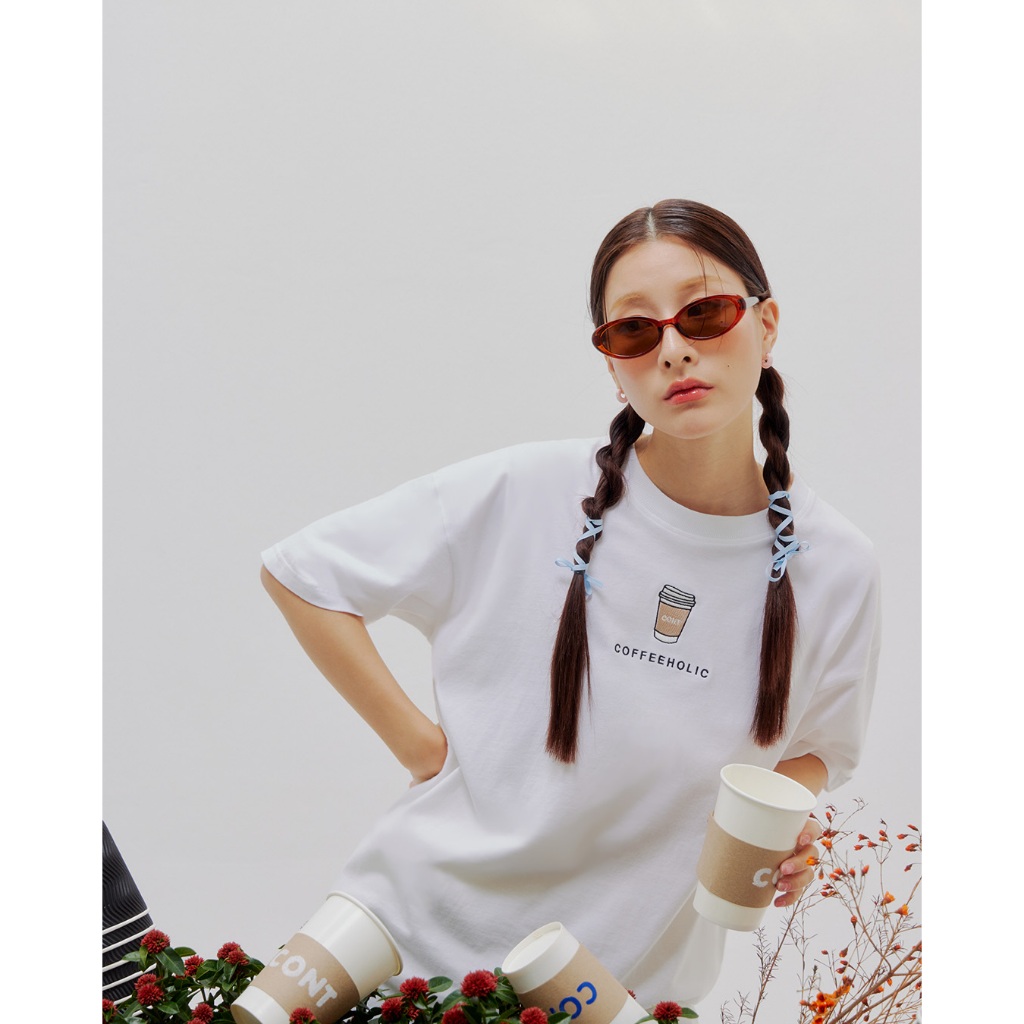 CONT | Coffeeholic Tee เสื้อยืด oversized ปักลาย coffee cup ผ้า cotton 100% ผ้านุ่ม ใส่สบาย