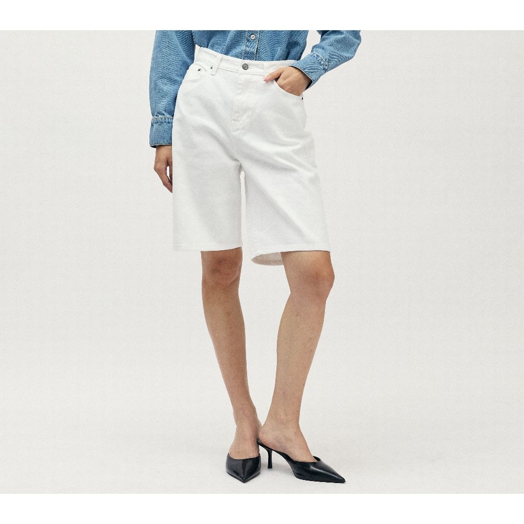 AIMER - Essential Denim Shorts กางเกงยีนส์ ขาสั้น