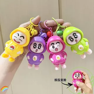 【จัดส่งจากกรุงเทพฯ】สีใหม่ หน้าใหม่ชินจังเปลี่ยนหน้า จี้การ์ตูนมาใหม่ พวงกุญแจตุ๊กตา ของเล่นการ์ตูน