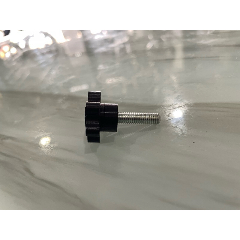 ลูกบิดดอกไม้ M6 20mm