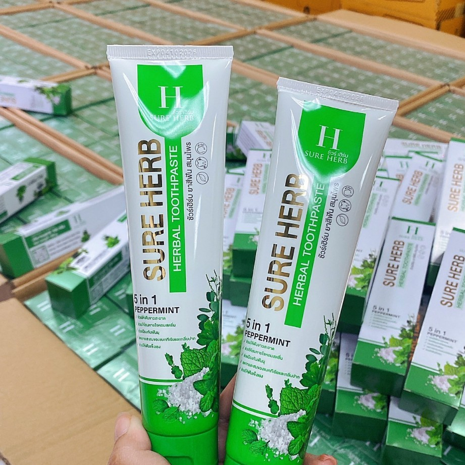 SURE HERB ( x3 หลอด ) ชัวร์เฮิร์บ ยาสีฟัน 5 in 1 ฟันขาว สะอาด ป้องกันฟันผุ ลมหายใจสดชื่น 100 g.
