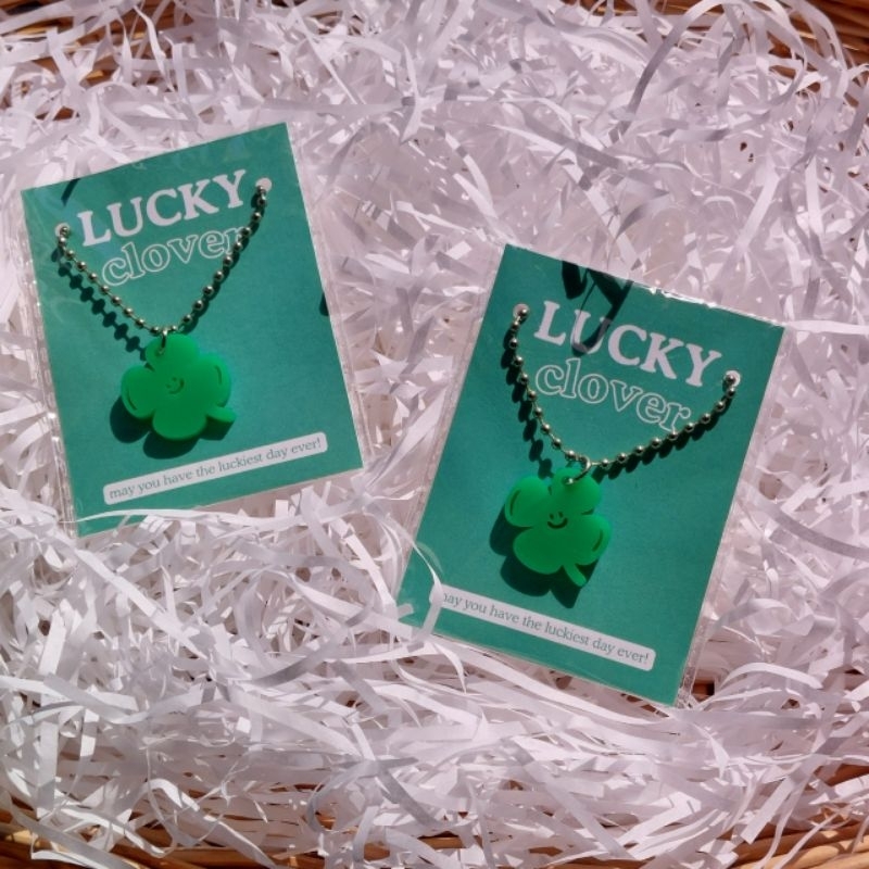 Lucky Clover☘️ พวงกุญแจใบโคลเวอร์อะคริลิค ของขวัญขอบคุณลูกค้า ของขวัญปัจฉิม