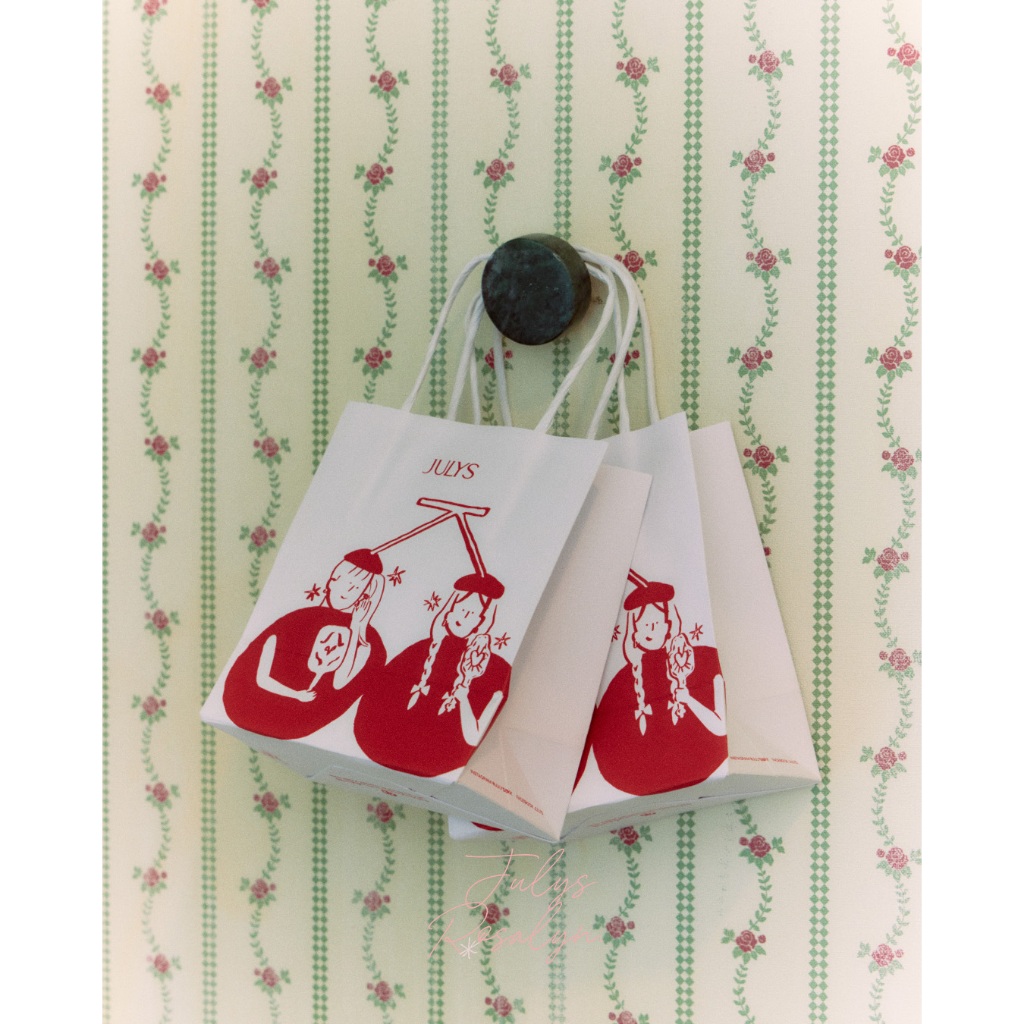 Julys – cherry on top paper bag บริการถุงกระดาษห่อของขวัญ ୨୧ ˙⋆.˚