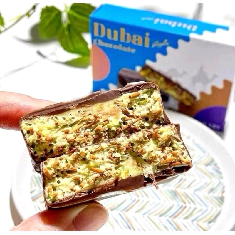 Dubai Style Chocolate 48g ช็อคโกแลตดูไบ ฮิตสุดที่เป็นกระเเสในตอนนี้ รสชาติแปลกใหม่ ไส้ในคือพิสตาชิโอ