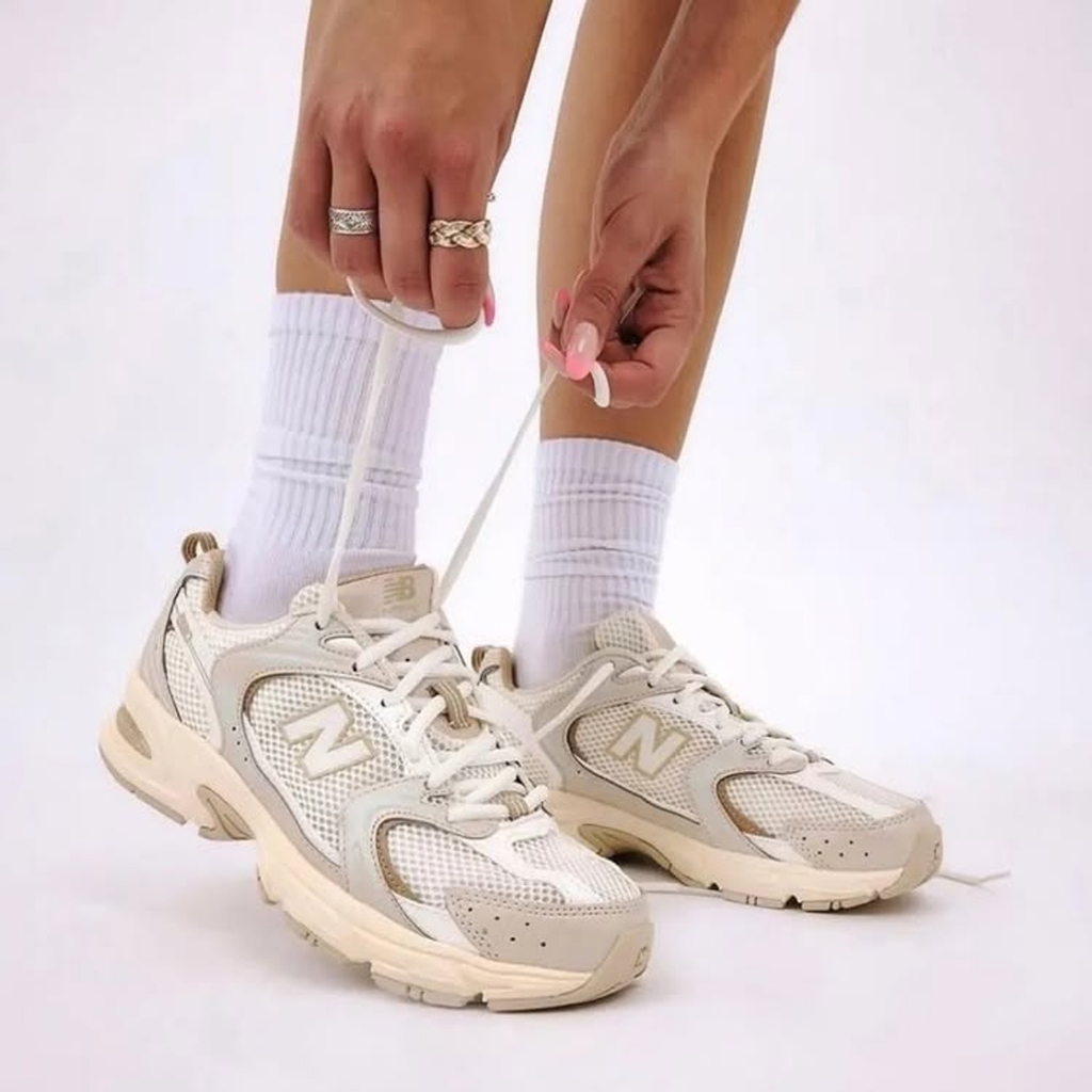 New Balance รองเท้าผ้าใบ รองเท้าลำลอง NB 530 MR530AA สี Beige Angora