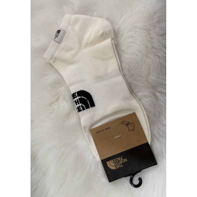 ถุงเท้า North face  ของ ผู้ชาย 2 คู่  Freesize