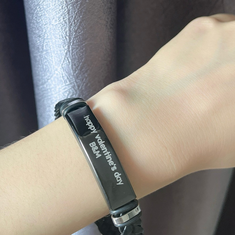 แจ้งข้อความก่อนสั่ง ร้านไทย ผลิต 1/2 วัน กำไลข้อมือสลักชื่อฟรี ขนาด 20 cm ปรับสายไม่ได้ แจ้งข้อความที่ต้องการใส่ทางแชท