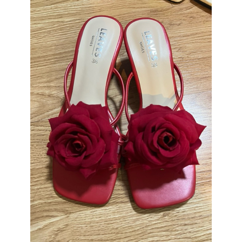 Rose shoes 👠🌹 รองเท้าแรงๆเหมาะกับคนแรงๆเท่านั้น