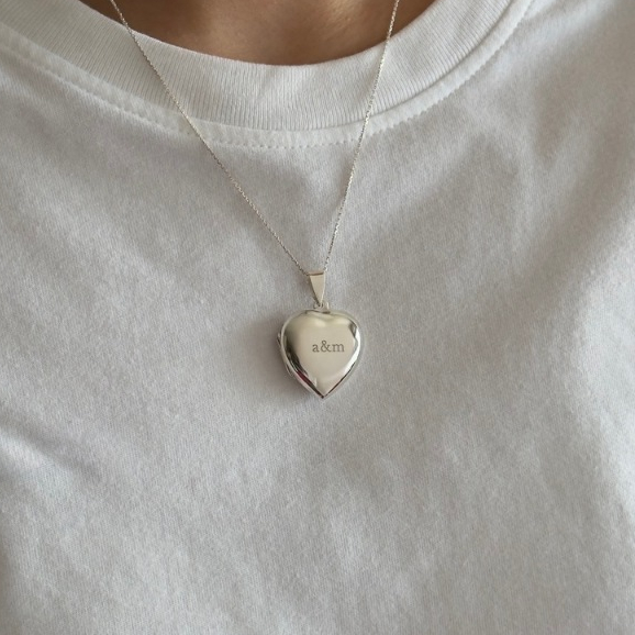 Marbella.bkk สร้อยคอ เงินแท้ จี้ล็อกเกต หัวใจ (สลัก/ใส่รูปได้) รุ่น Heart Locket Necklace