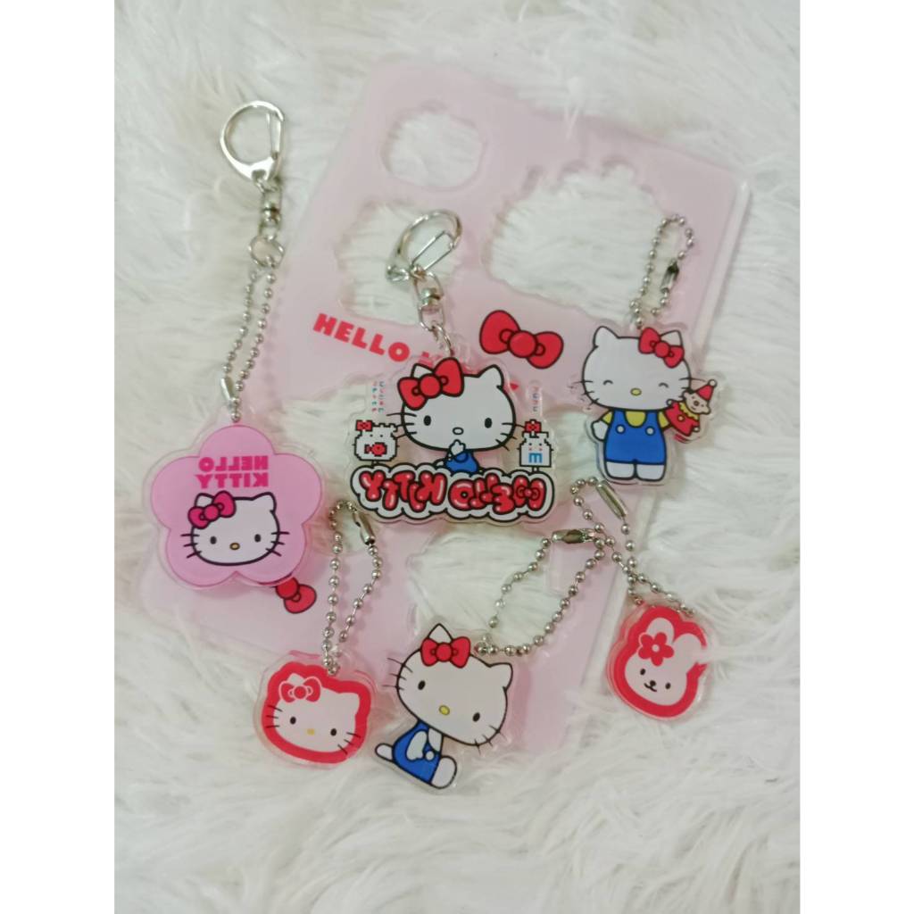 [🇹🇭พร้อมส่งจากร้านไทย] Hello kitty เซ็ต DIYพวงกุญแจคิตตี้ ทำได้ถึง 6 ชิ้นค่ะ งานแผ่นเอคิลิคน่ารัก แข็งแรงค่ะ