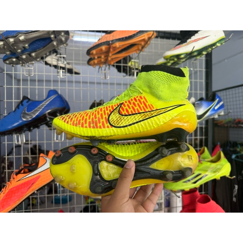 Nike Magista FG (หุ้มข้อ)