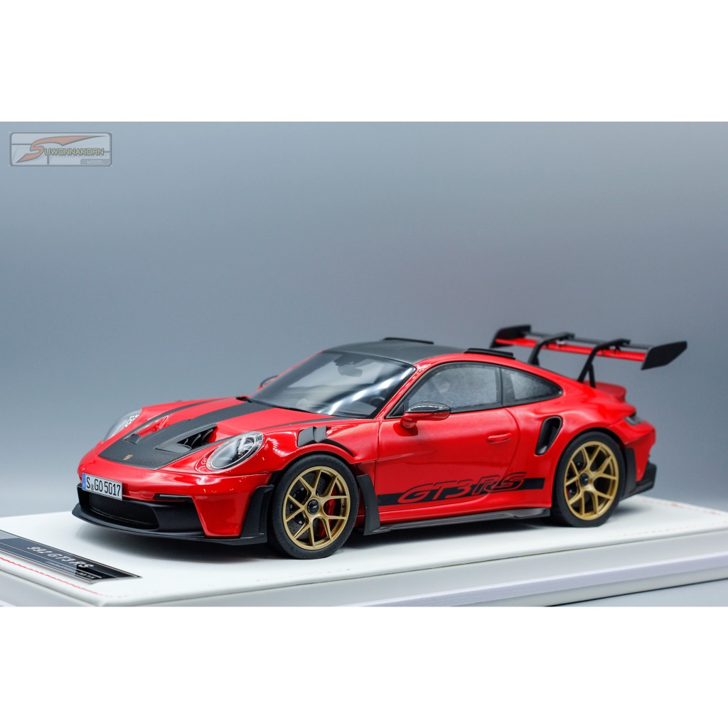 Ivy Merit Porsche 992 GT3 RS Weissach Package Guards Red/Gold Wheel