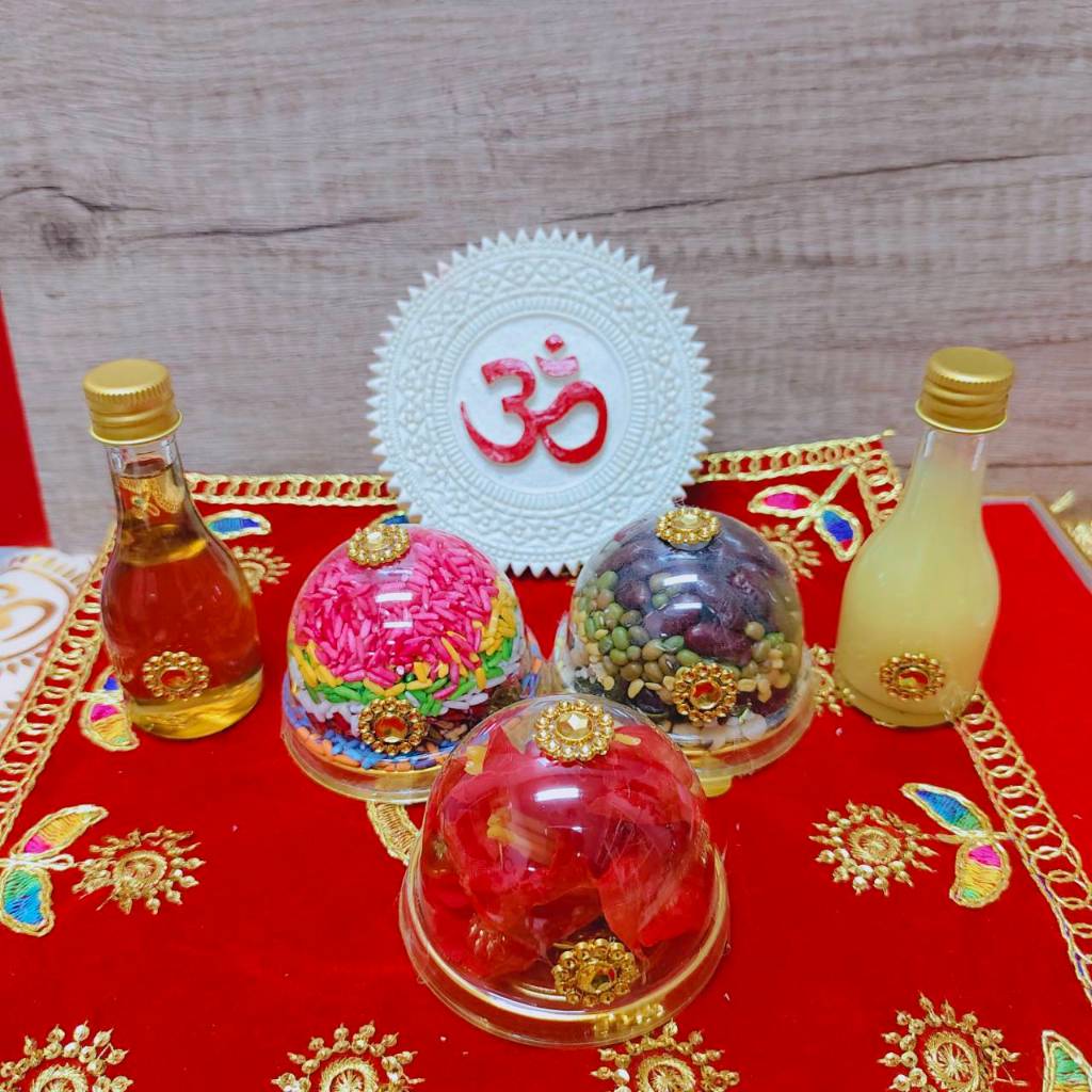 ชุดไหว้ 4 ชิ้น พร้อมโดมชบาแดง ถวายแด่ พระพิฆเนศ พระแม่อุมา พระแม่กาลี เนยกีย์ น้ำผึ้ง ถั่ว 9 สี ข้าว 9 สี โดมดอกชบาแดง