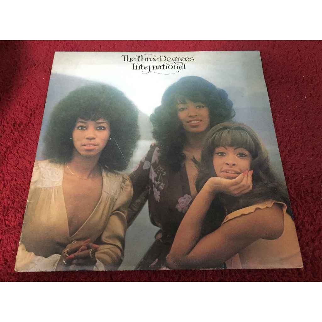 The Three Degrees – International ขนาด 12 นิ้ว LP Z2